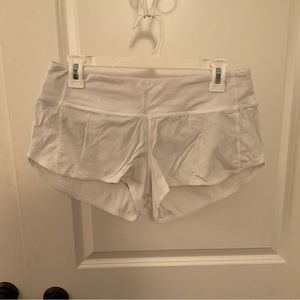Lululemon 2.5” Speed Up Short